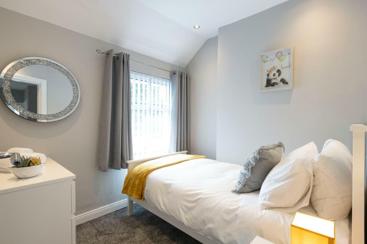 Chestnut House, Beautiful, Spacious & Comfortable Μπέλφαστ Εξωτερικό φωτογραφία